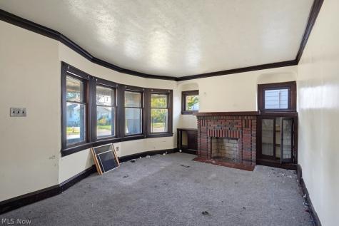 1673 Hillview Road Cleveland OH 44112