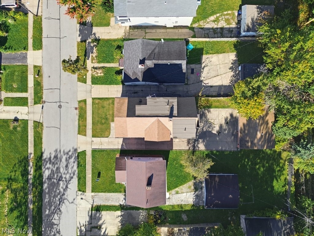 1673 Hillview Road Cleveland OH 44112