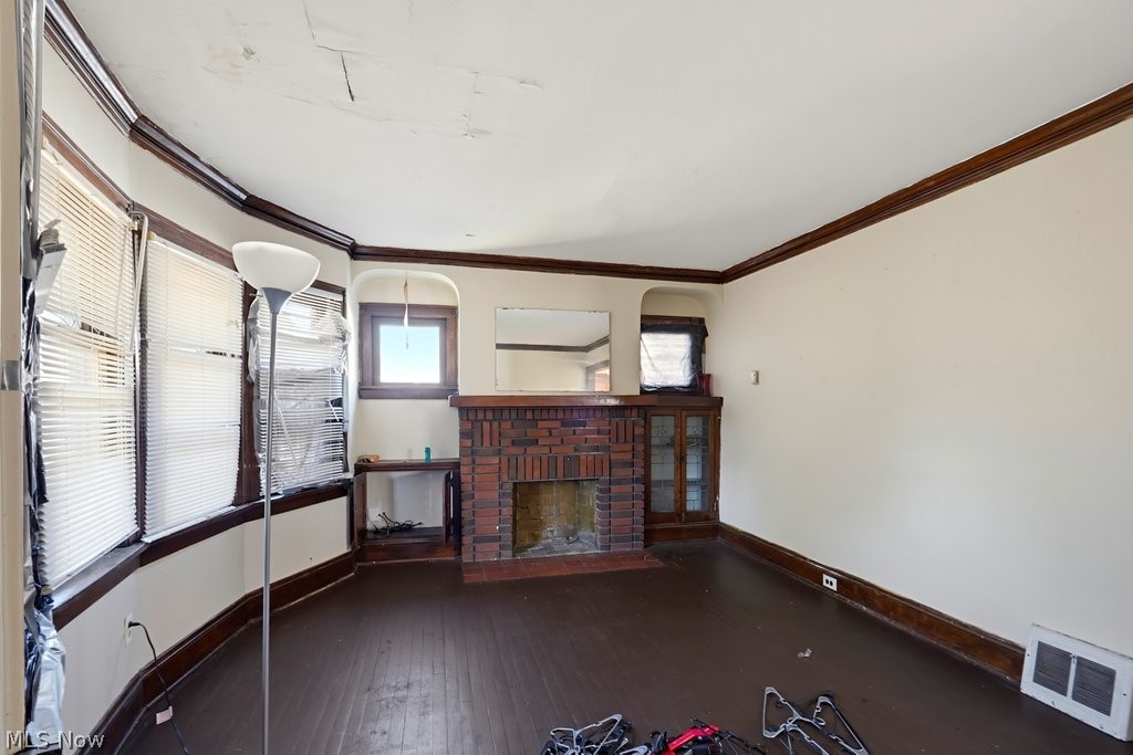 1673 Hillview Road Cleveland OH 44112