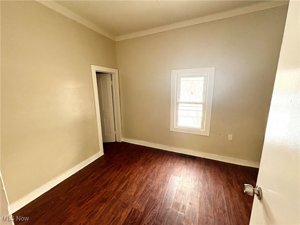 330 W 17th Street Lorain OH 44052