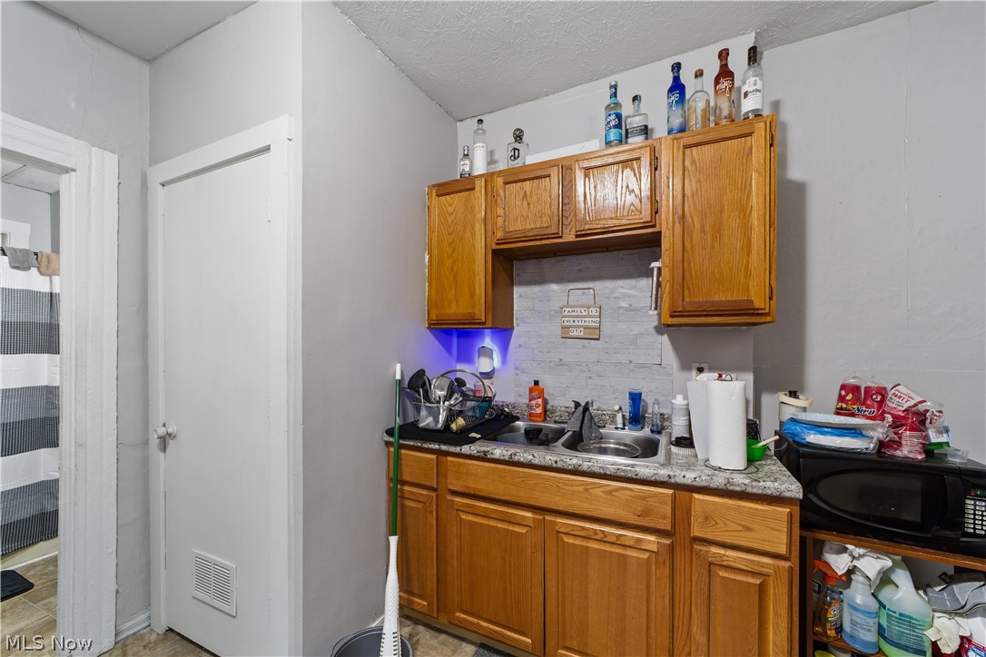 3521 W 58th Street Cleveland OH 44102