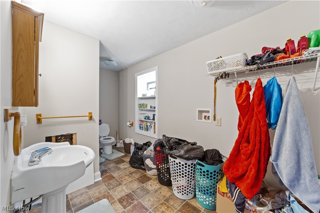 3521 W 58th Street Cleveland OH 44102