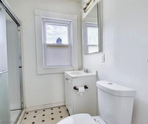 1051 E 171st Street Cleveland OH 44119
