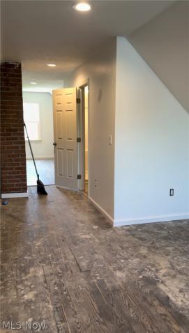 1051 E 171st Street Cleveland OH 44119