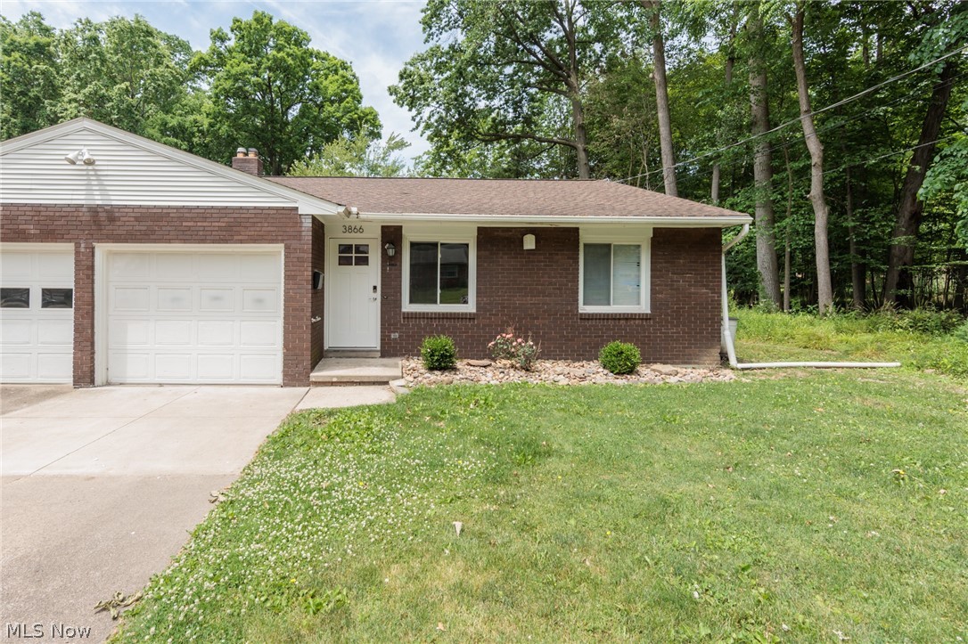 3862 & 3866 Seneca Street Stow OH 44224