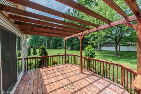 3862 & 3866 Seneca Street Stow OH 44224