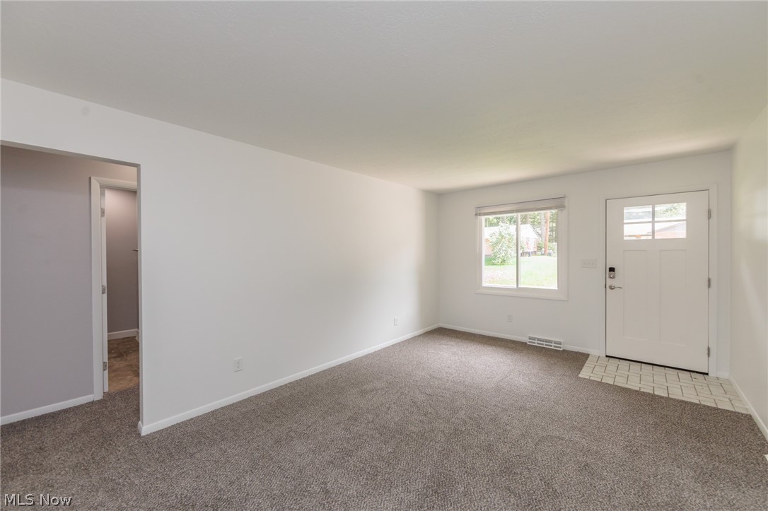 3862 & 3866 Seneca Street Stow OH 44224