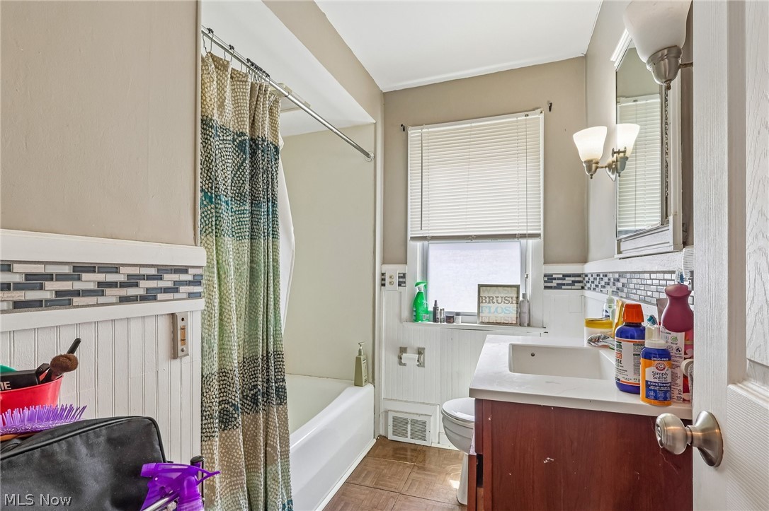 3953 W 160th Street Cleveland OH 44111