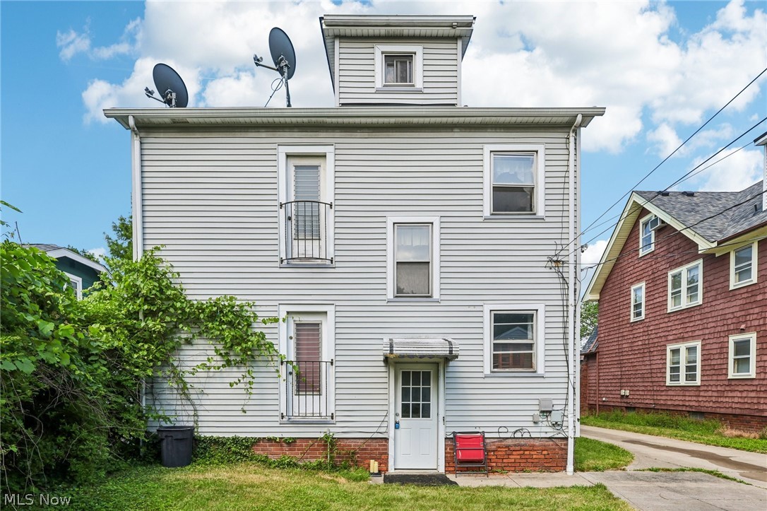 3953 W 160th Street Cleveland OH 44111
