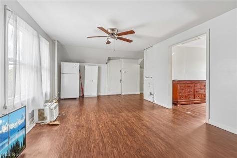 3953 W 160th Street Cleveland OH 44111