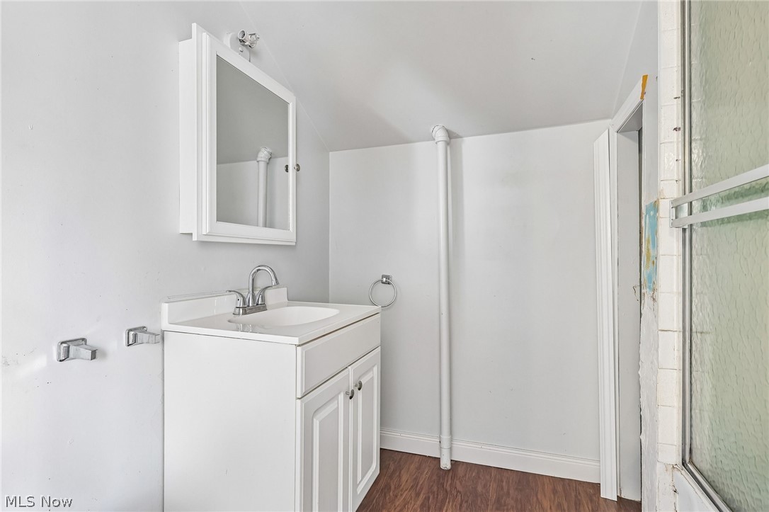 3953 W 160th Street Cleveland OH 44111