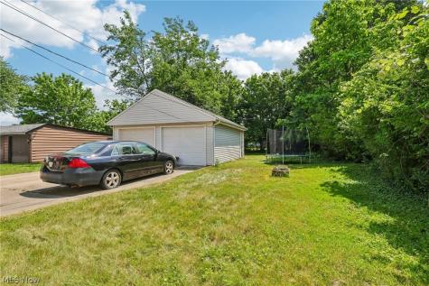 3953 W 160th Street Cleveland OH 44111