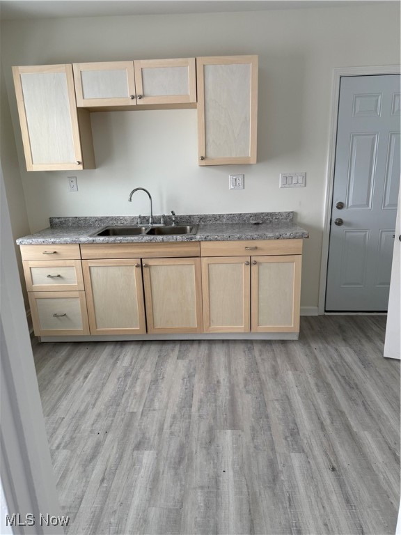 12711 Kadel Avenue Cleveland OH 44135