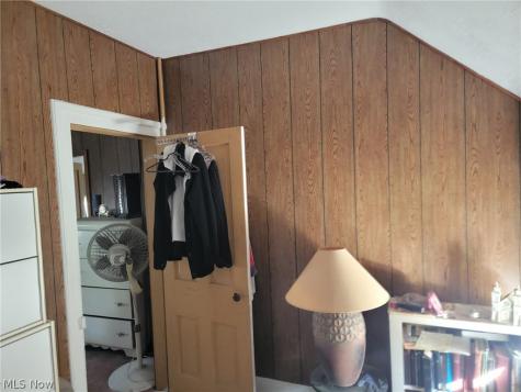 1033 Auburn Avenue Cleveland OH 44113