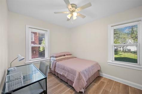 19075 Meredith Avenue Euclid OH 44119