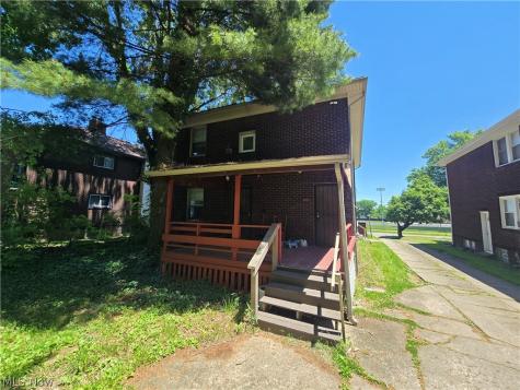 1872 Cordova Avenue Youngstown OH 44504