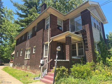 1872 Cordova Avenue Youngstown OH 44504