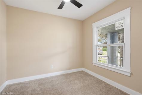 628 E 131st Street Cleveland OH 44108