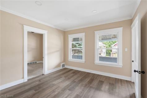 628 E 131st Street Cleveland OH 44108