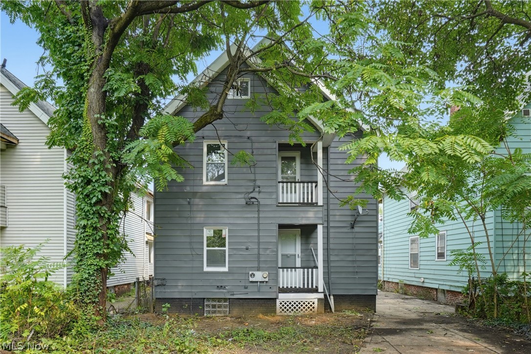 628 E 131st Street Cleveland OH 44108