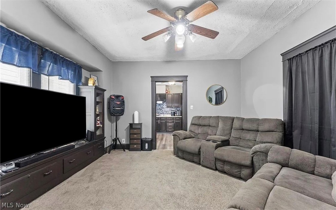 3340 W 98th Street Cleveland OH 44102