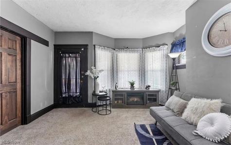3340 W 98th Street Cleveland OH 44102
