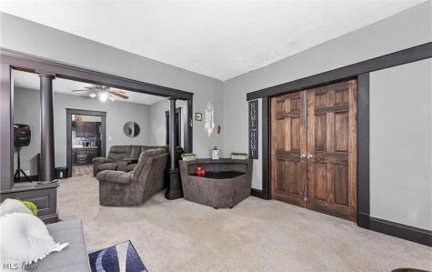 3340 W 98th Street Cleveland OH 44102