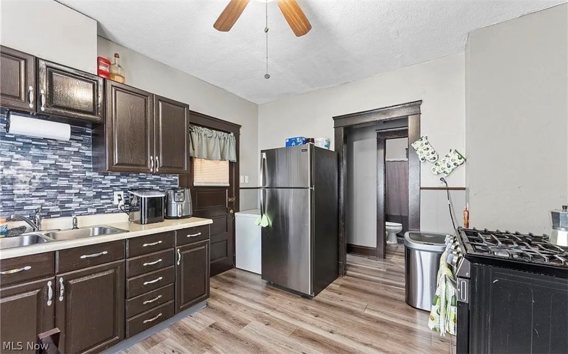 3340 W 98th Street Cleveland OH 44102