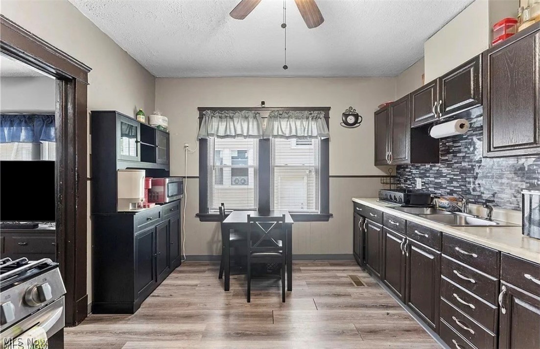 3340 W 98th Street Cleveland OH 44102