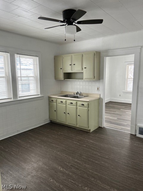 3105 Roanoke Avenue Cleveland OH 44109