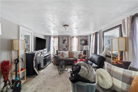 13421 Cedar Road Cleveland Heights OH 44118