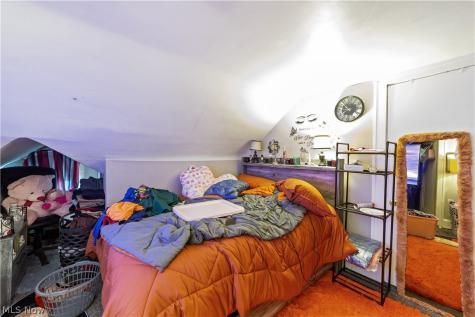 13421 Cedar Road Cleveland Heights OH 44118