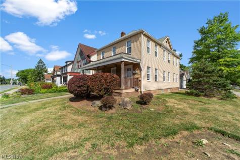 13421 Cedar Road Cleveland Heights OH 44118