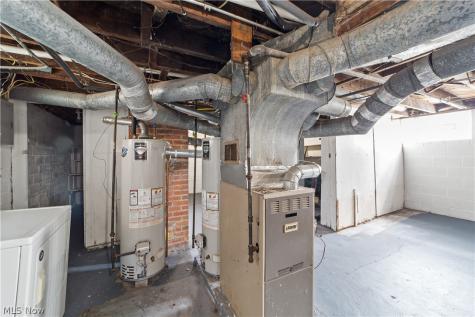 13421 Cedar Road Cleveland Heights OH 44118