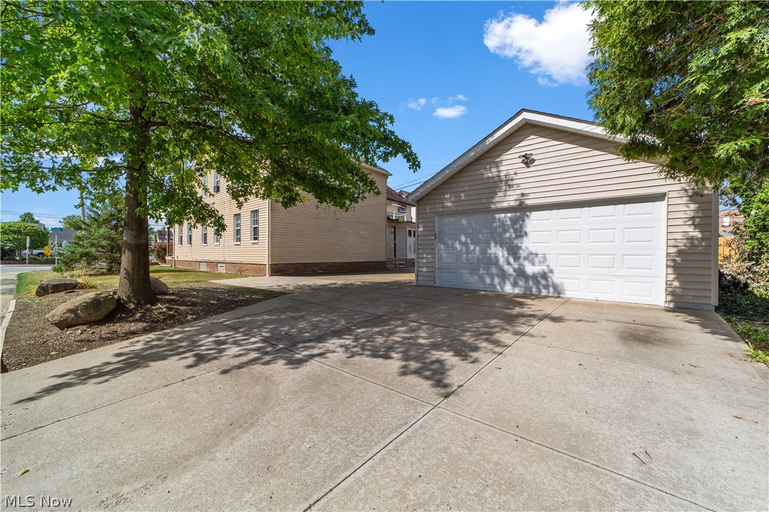 13421 Cedar Road Cleveland Heights OH 44118