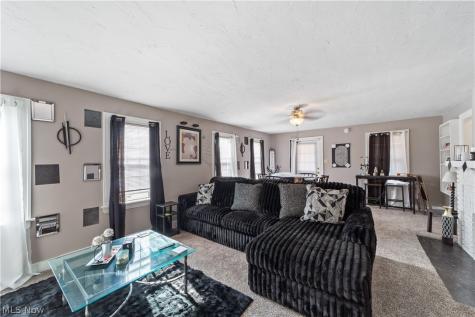 13421 Cedar Road Cleveland Heights OH 44118