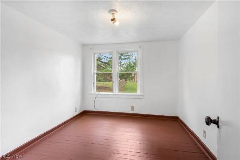 442 Fenton Avenue NE Canton OH 44704