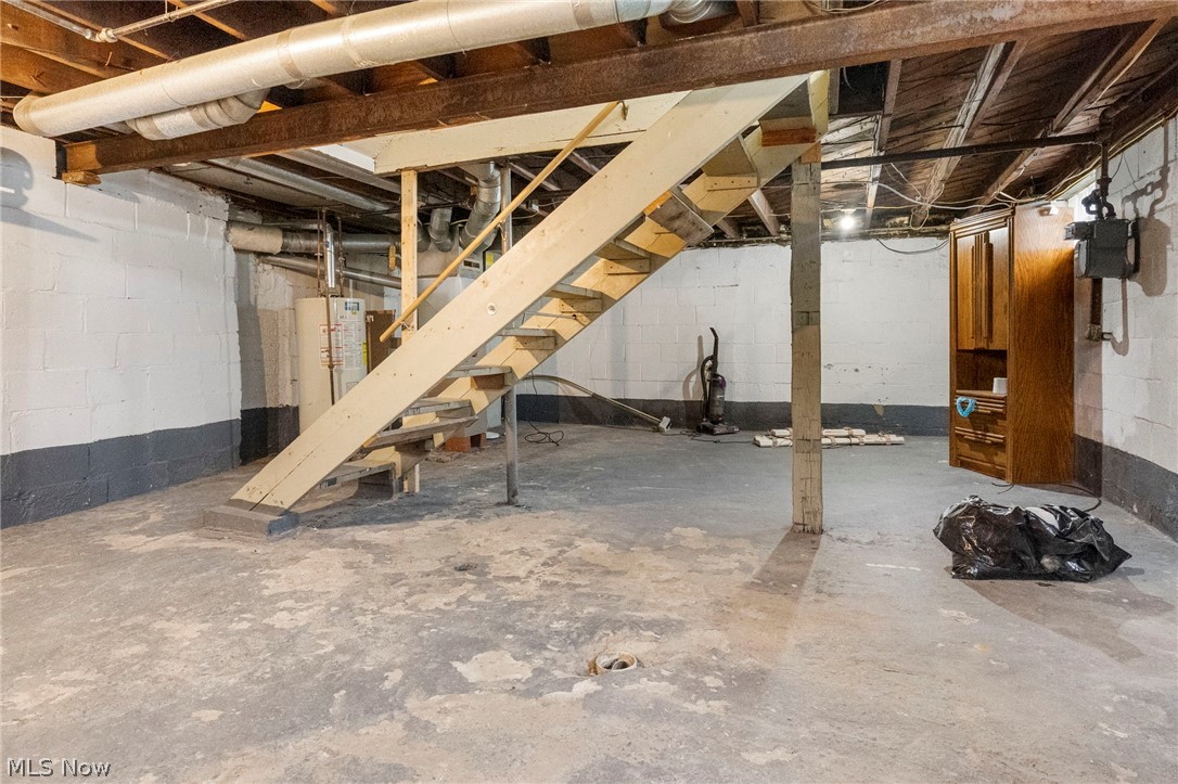 442 Fenton Avenue NE Canton OH 44704