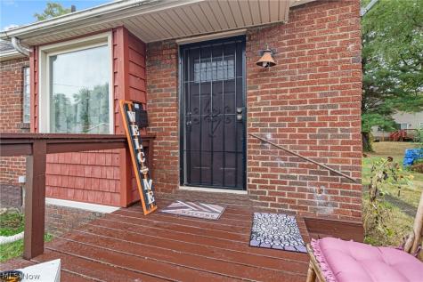 442 Fenton Avenue NE Canton OH 44704