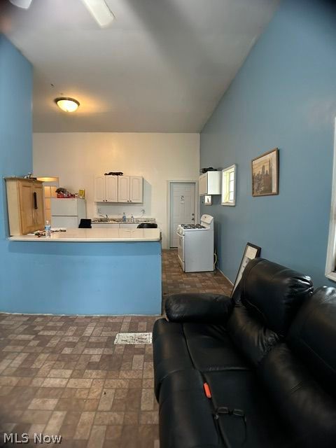 7011 St Clair Avenue Cleveland OH 44103