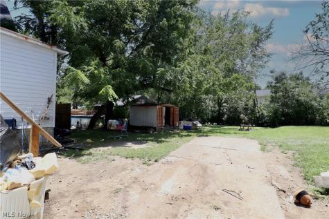 48 E Brookside Avenue Akron OH 44301