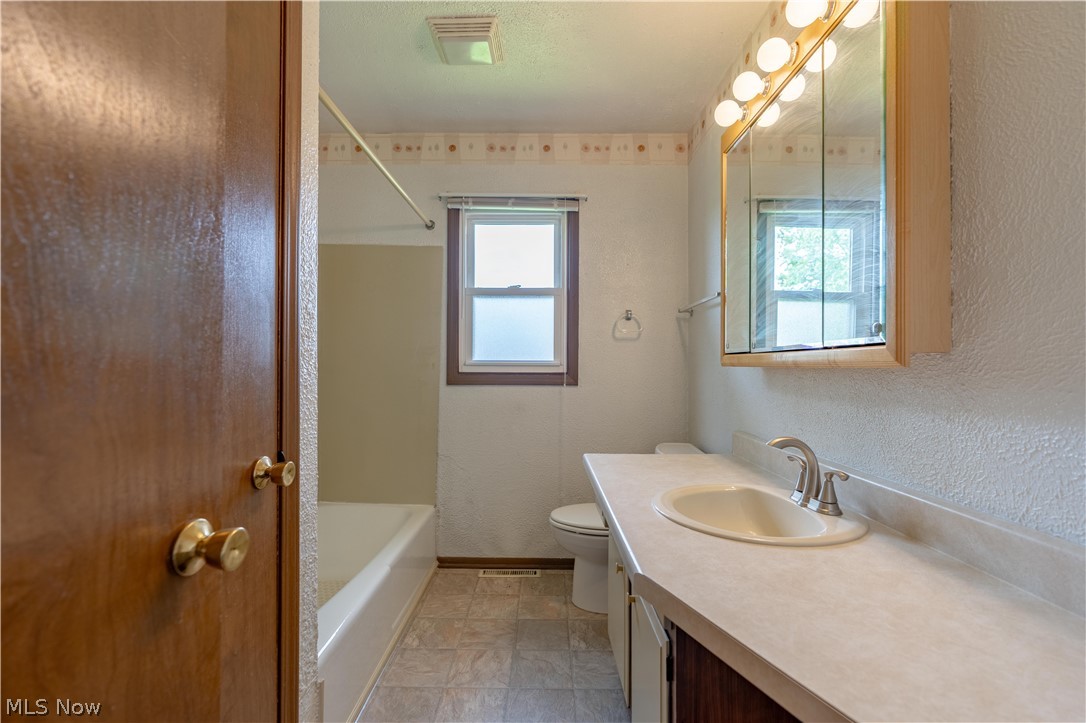 5381 Portage Street NW North Canton OH 44720