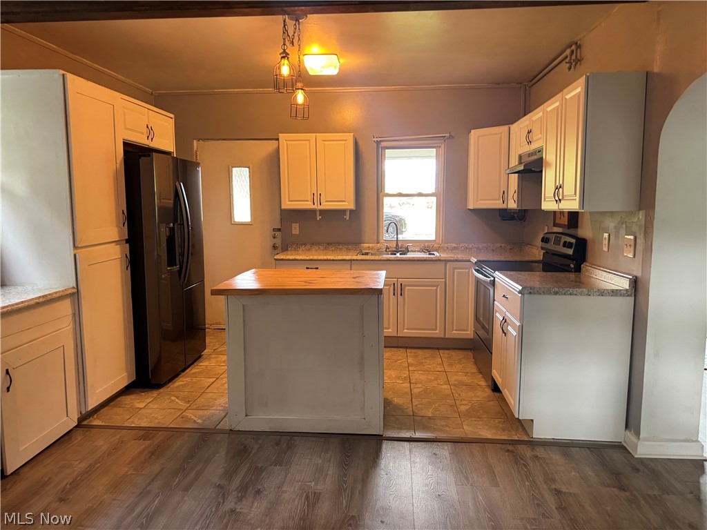 1530 Collier Road Akron OH 44320