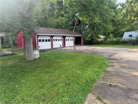 1530 Collier Road Akron OH 44320