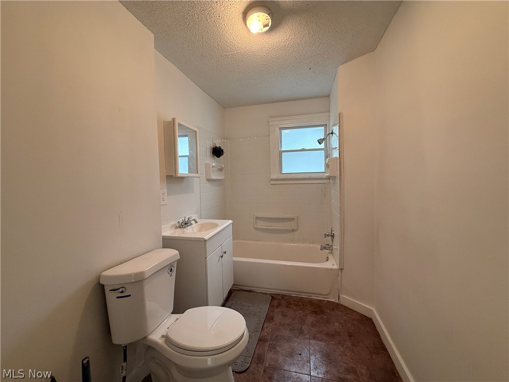 2278 E 70th Street Cleveland OH 44103