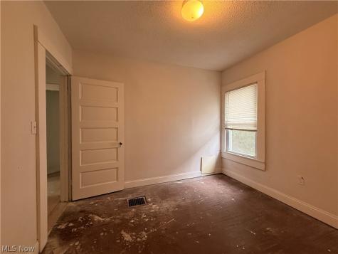 2278 E 70th Street Cleveland OH 44103