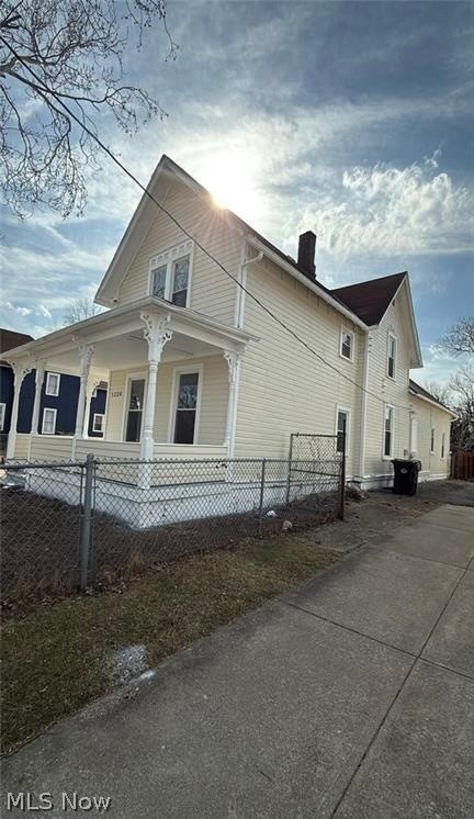 1234 E 61st Street Cleveland OH 44103