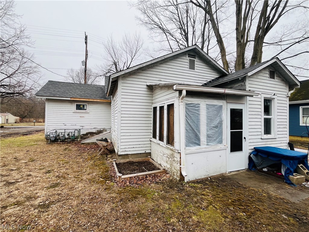 161 West Street Geneva OH 44041