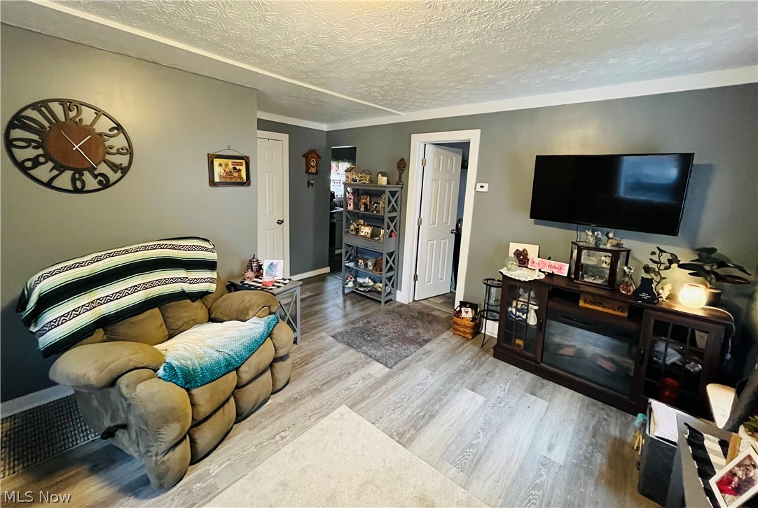 161 West Street Geneva OH 44041