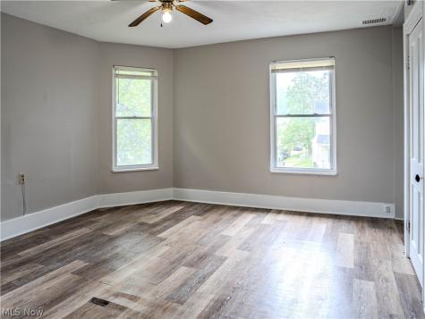 2102 W 96th Street Cleveland OH 44102